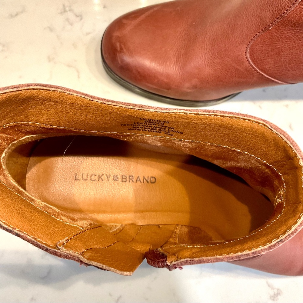 Lucky Brand Women’s Quinlee Block-Heel Ankle Bootie - Picture 6 of 9